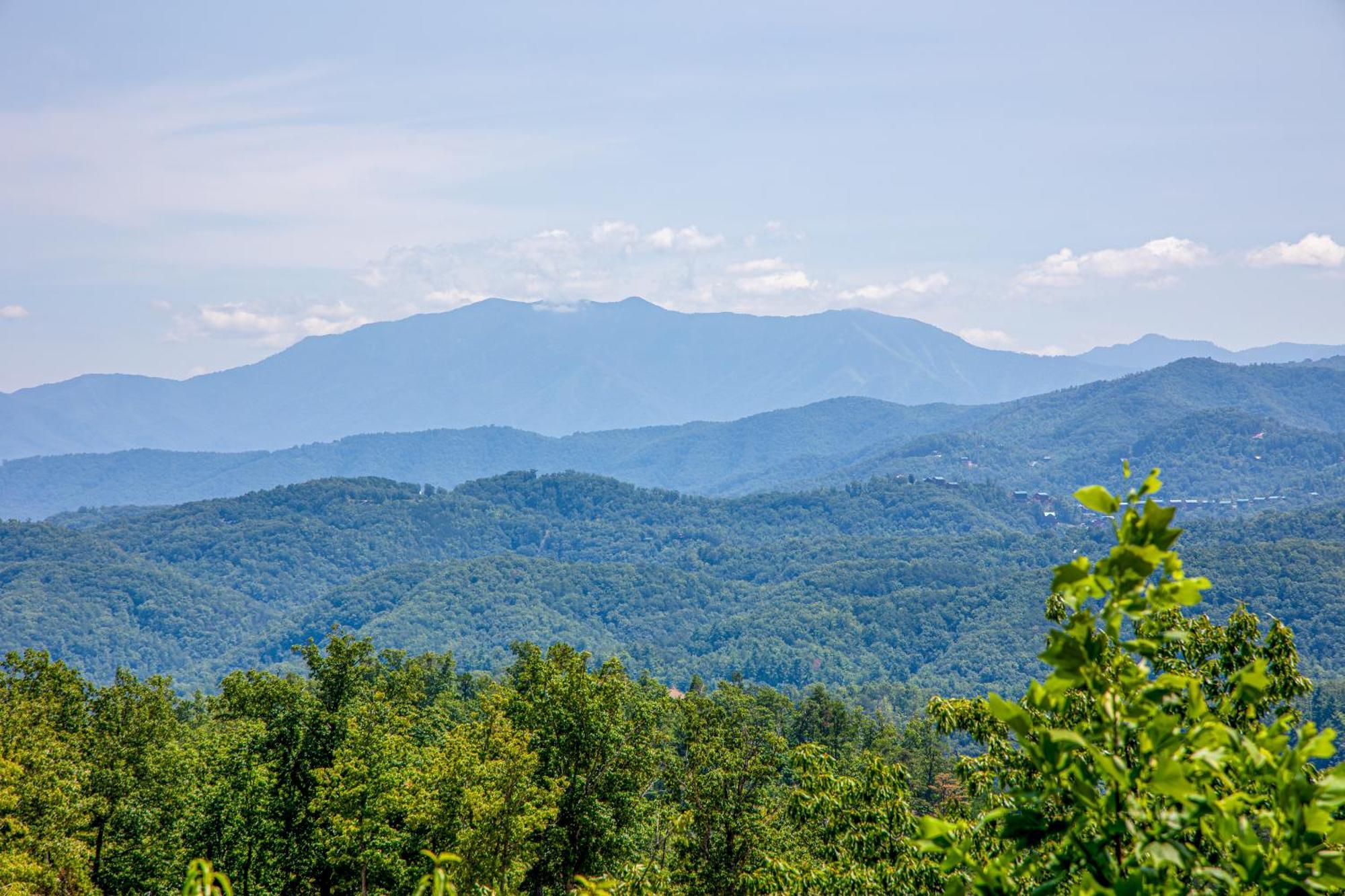Five Bears Mountain View Lodge Sevierville Exterior photo